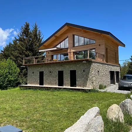 Formi-lodge *
